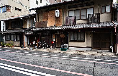 《喋血复仇》PC版宣传片 支持4K和DLSS